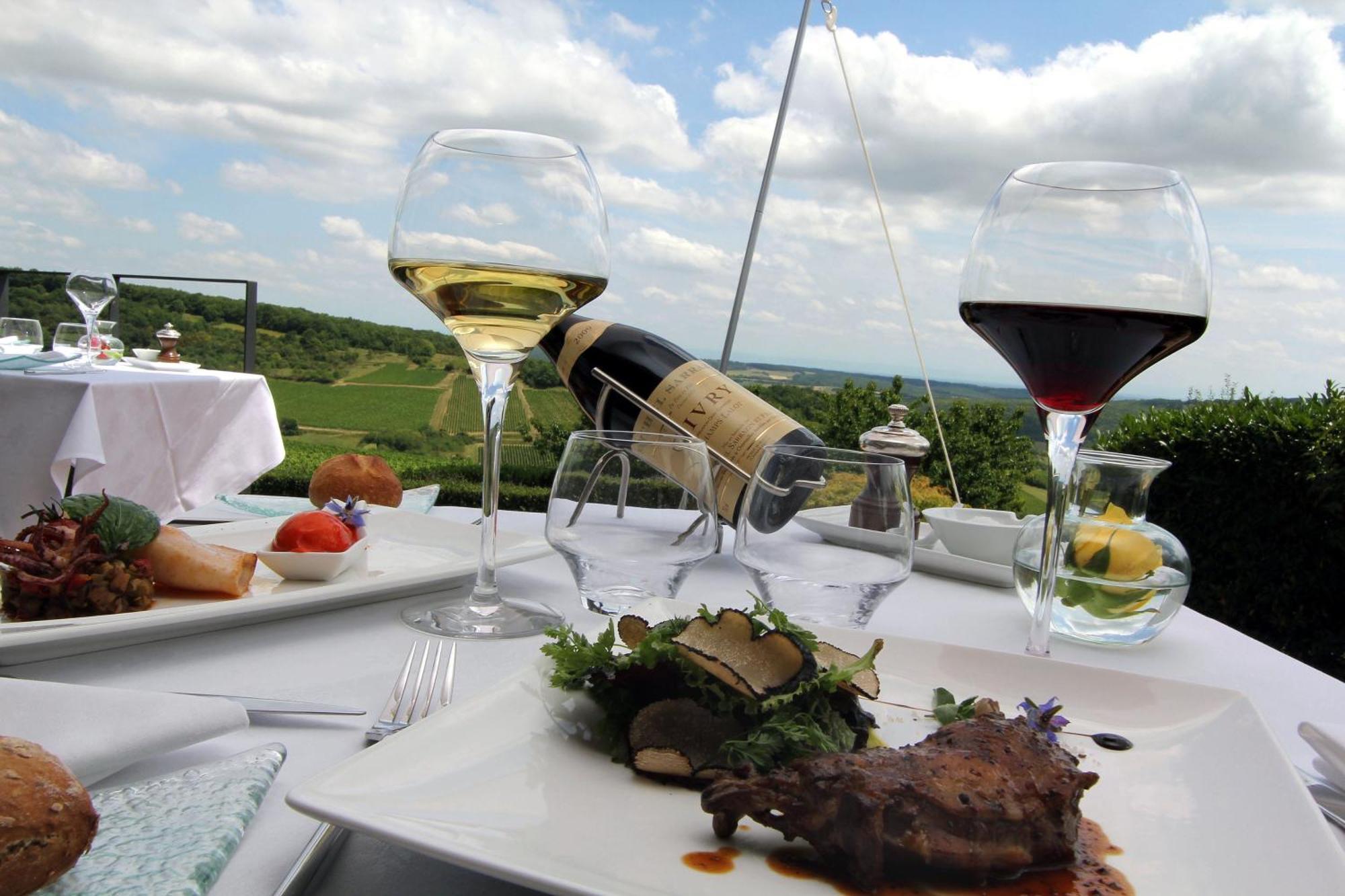 Hotel Restaurant La Montagne De Brancion Martailly-les-Brancion Bagian luar foto